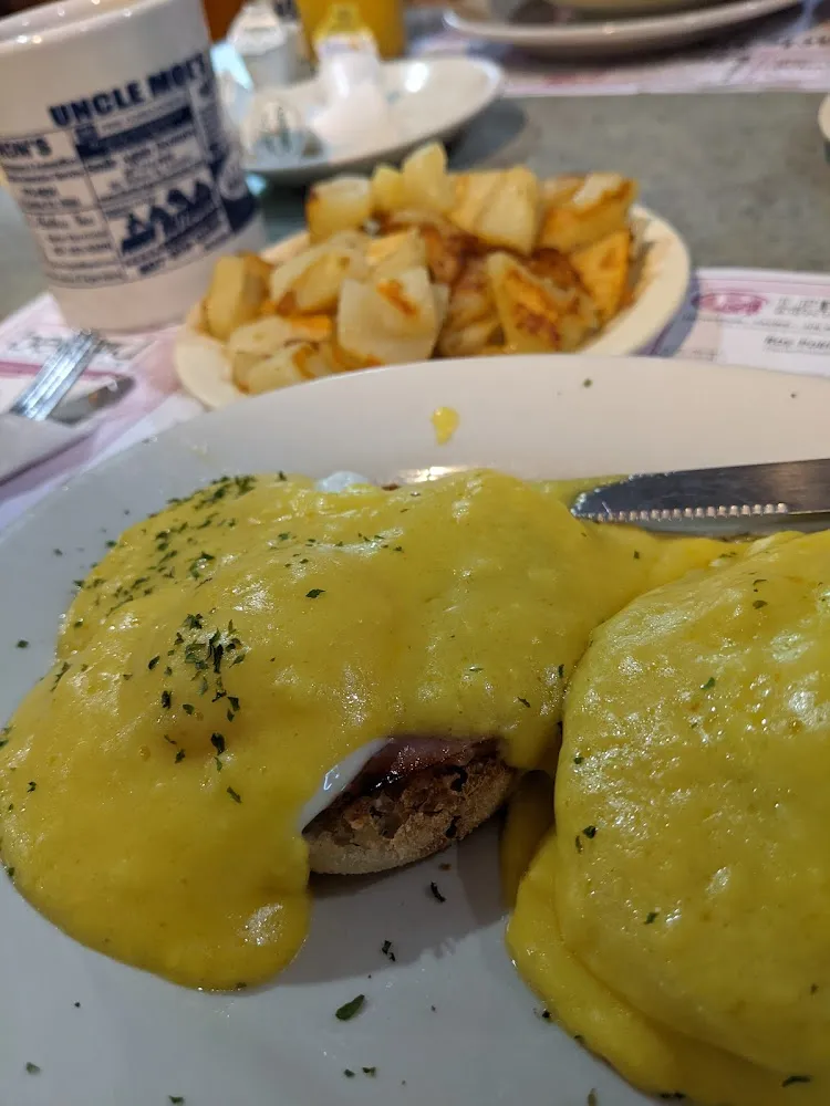 Eggs Benedict
