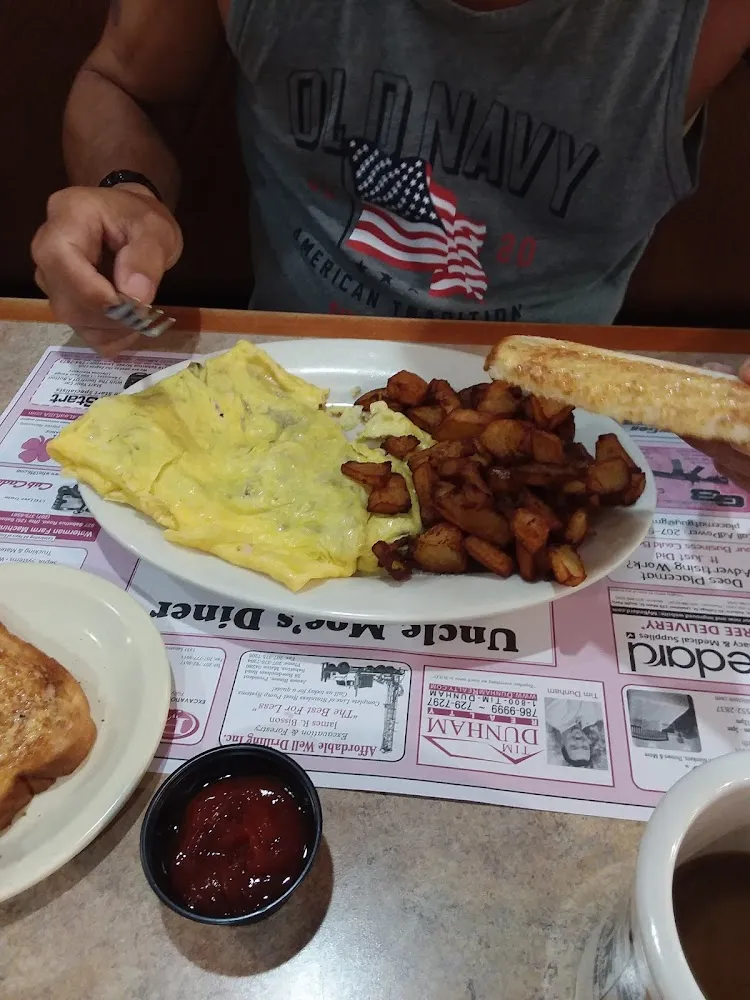 Omelette and Howmfries